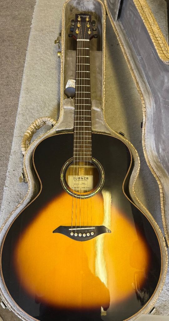 Turner 75VS Guitar 