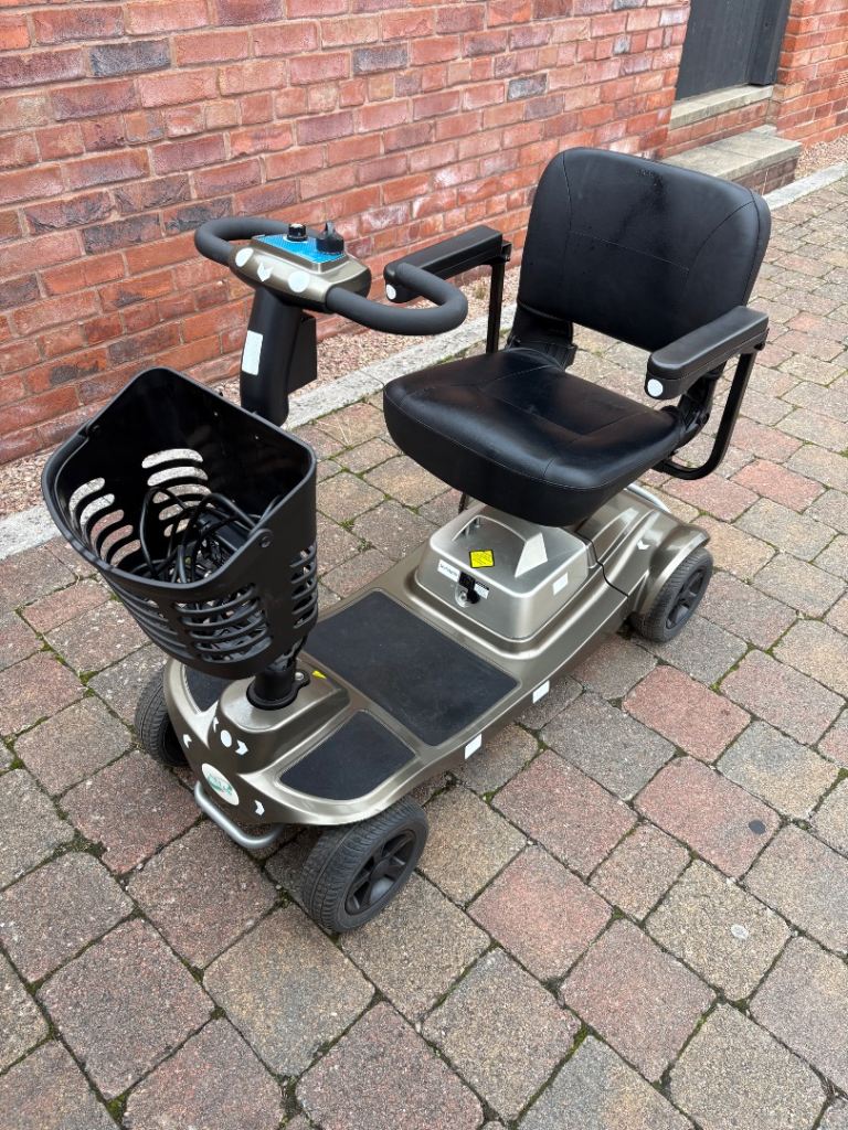 Komfi Rider Marlin Heavy Duty Lightweight Lithium Folding Mobility Scooter 
