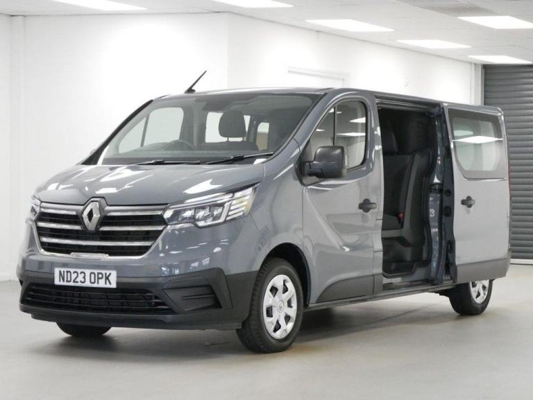 2023 RENAULT TRAFIC LL30 2.0 BLUEDCI 130 BHP BUSINESS PLUS + CREWCAB 6 SEATER