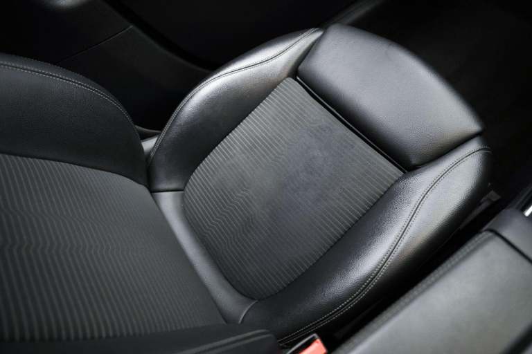 2018 Mercedes-Benz A-Class 1.5 A180d Sport (Executive) 7G-DCT Euro 6 (s/s) 5dr HATCHBACK Diesel A...