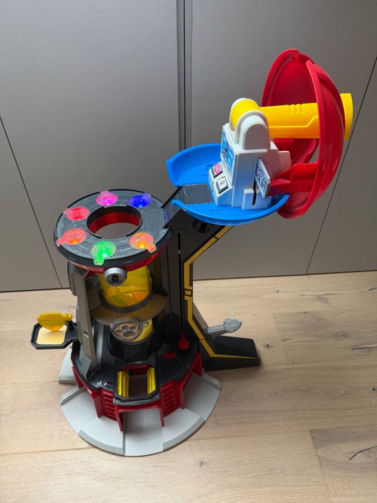 Paw patrol tower 