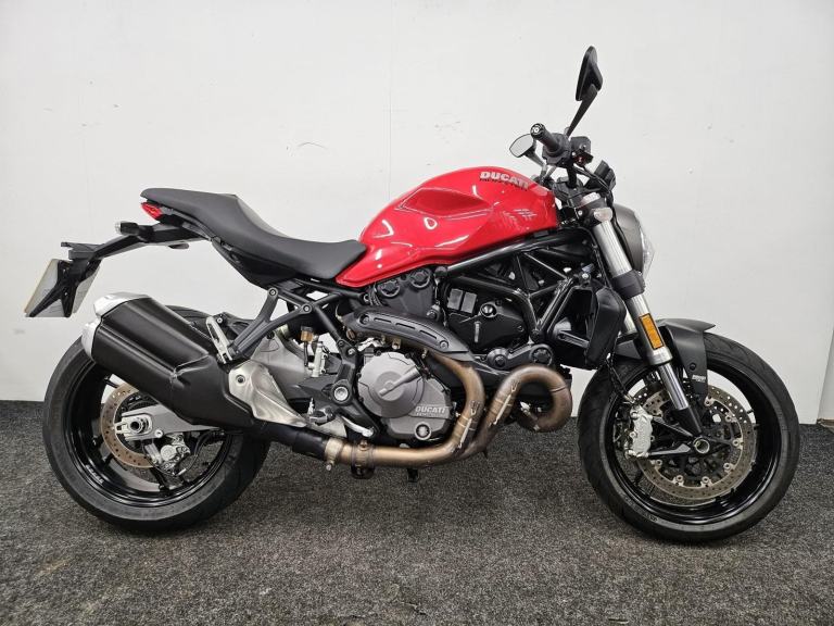 DUCATI MONSTER 821 ** LOW MILEAGE - RECENT BELTS - 12 MONTH MOT **