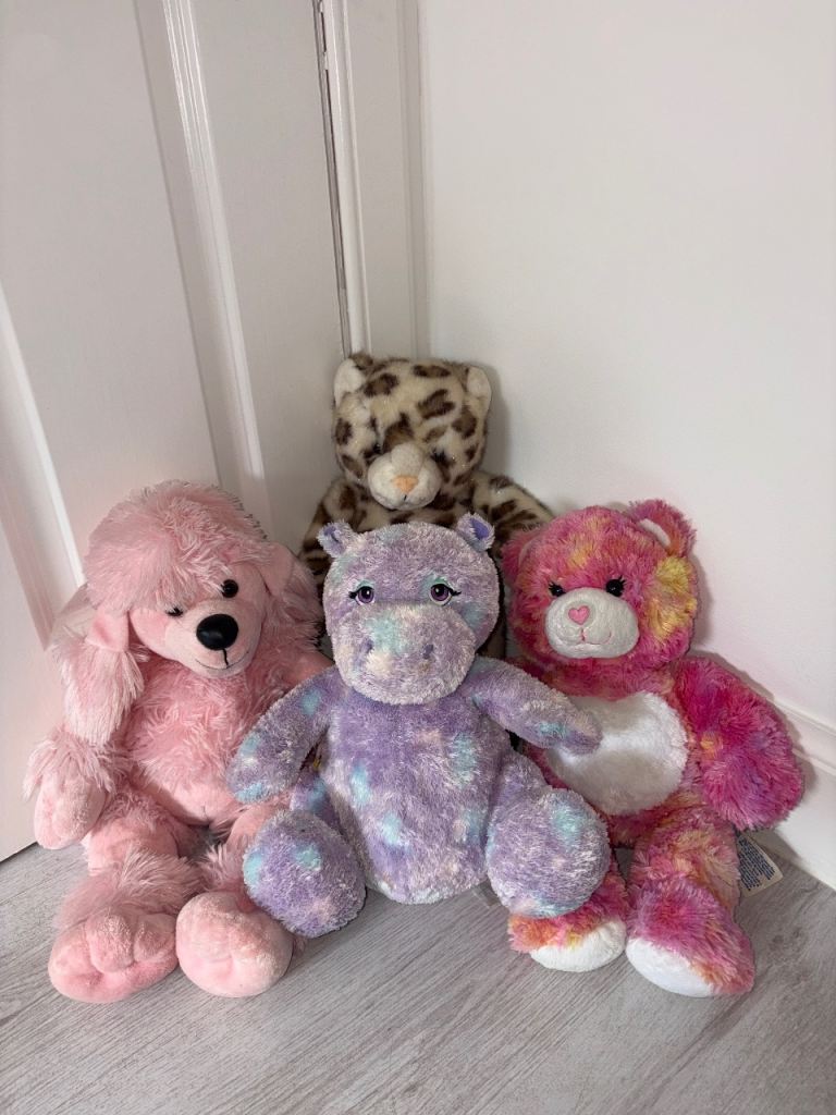 Build-A-Bear Stuffed Animals Bundle – Good Condition