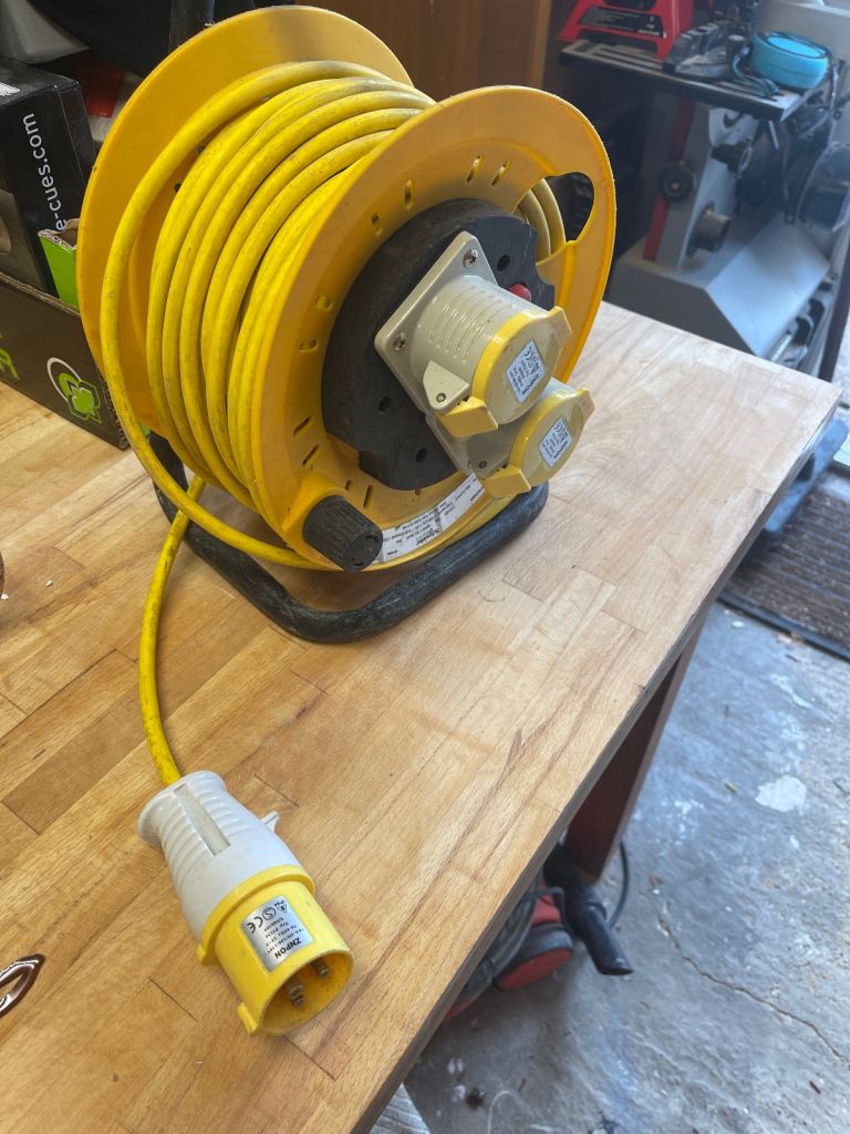 110v extension cord 