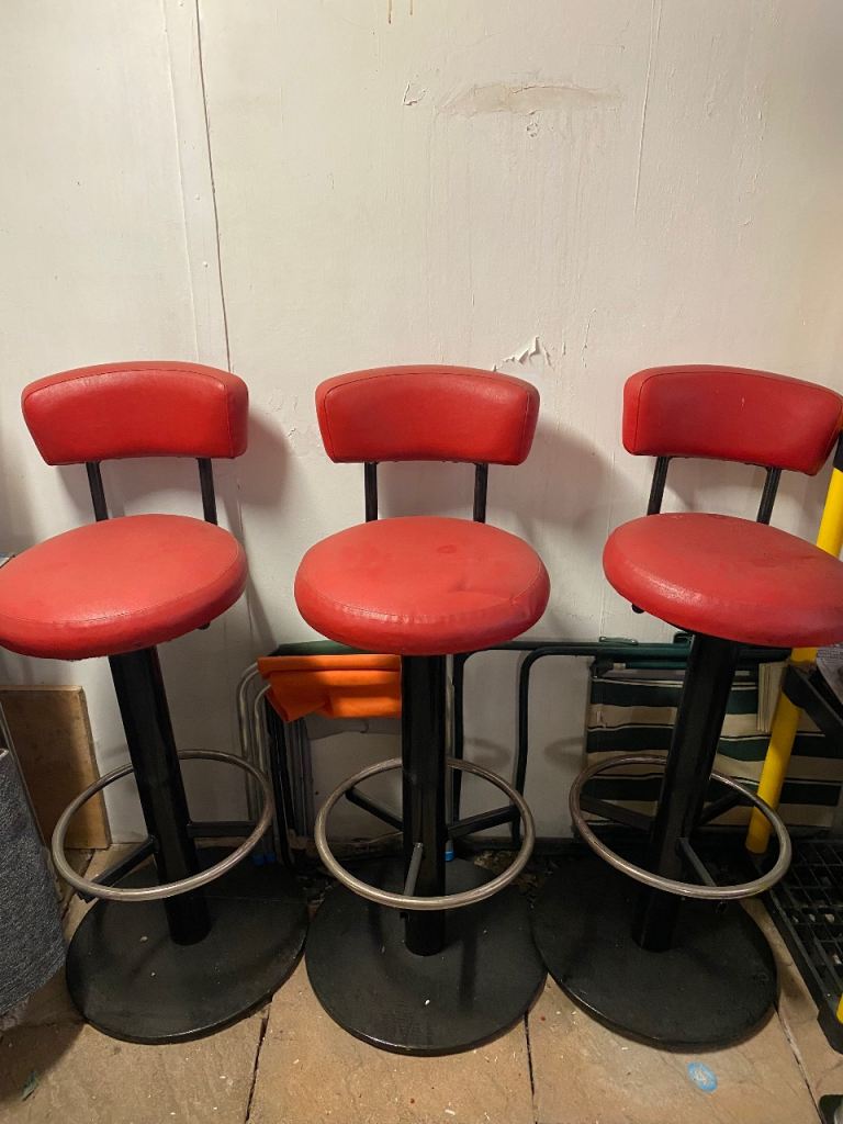 3 heavy bar stools 