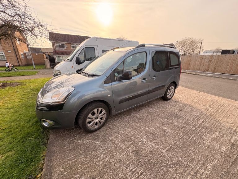 Adventure Ready Berlingo – Low Miles – Full History + Roof Tent Setup