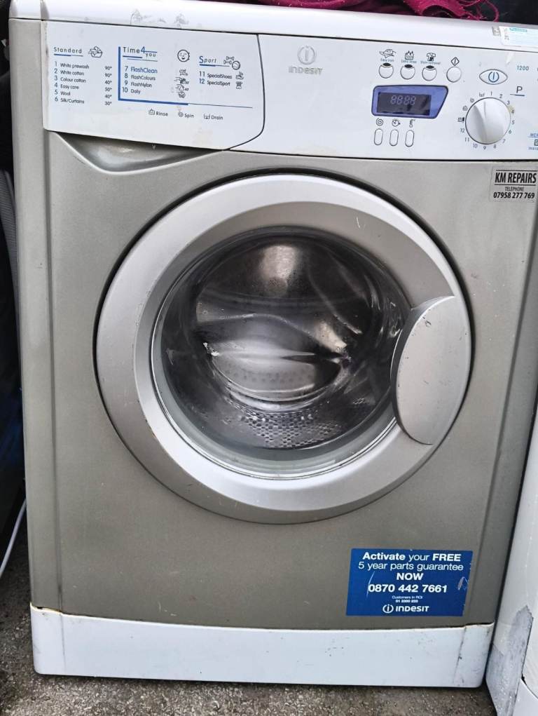 Indesit Washing Machine - Silver, Good Condition