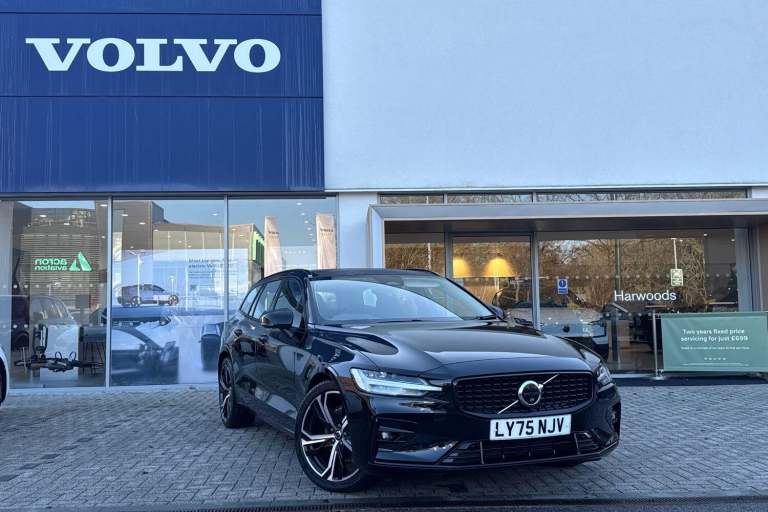 2025 Volvo V60 2.0 B4 MHEV Plus Estate 5dr Petrol Hybrid DCT Auto Euro 6 (s/s) (197 ps) ESTATE Pe...
