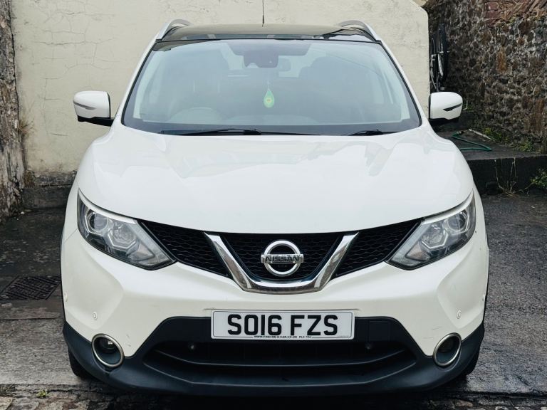 Nissan, QASHQAI, Hatchback, 2016, Manual, 1461 (cc), 5 doors