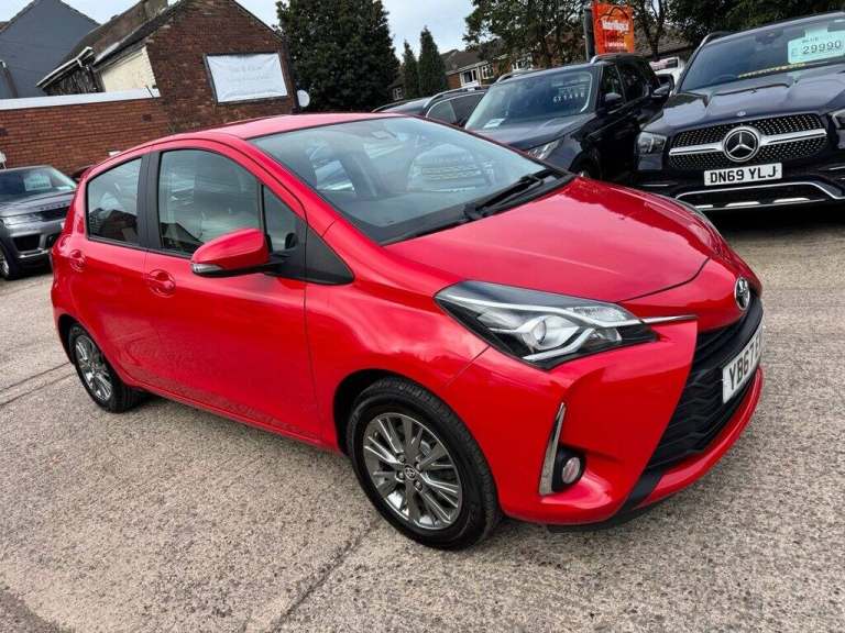 2017 Toyota Yaris 1.5 VVT-i Icon Hatchback 5dr Petrol Manual Euro 6 (111 ps) Hatchback Petrol Manual