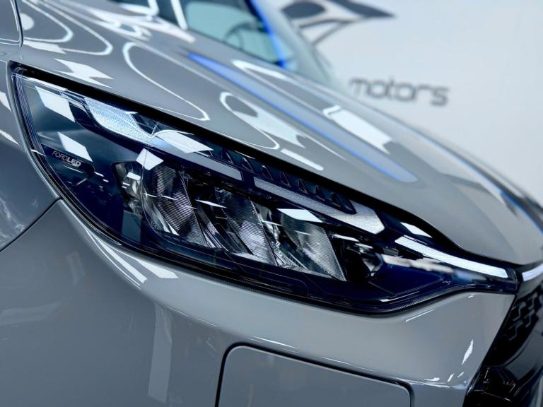 2024 Ford E-Tourneo Custom 340 65kWh Titanium Auto L1 5dr MPV Electric Automatic