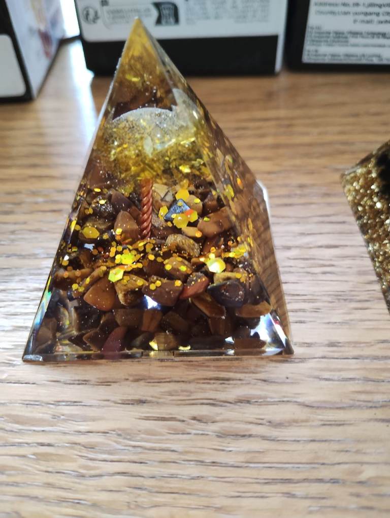 Golden Tree of Life Pyramid 