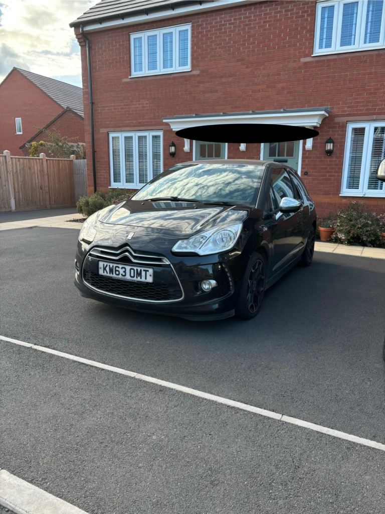 Citroen, DS3, Hatchback, 2014, Manual, 1560 (cc), 3 doors