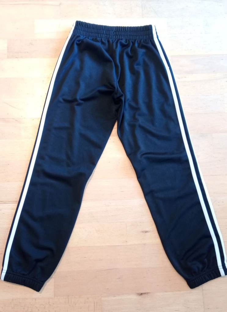 Boys/ kids/ Adidas Tracksuit bottoms size 7-8y