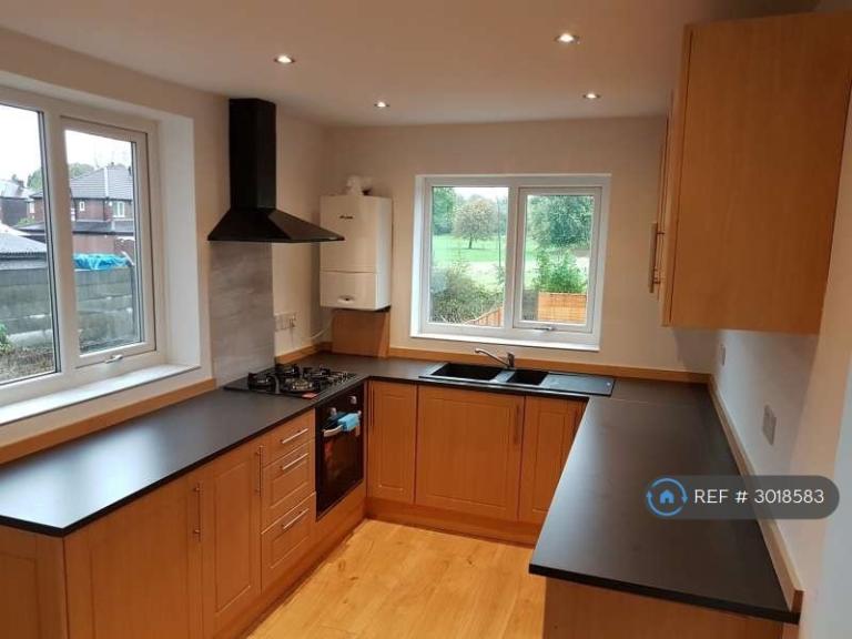 3 bedroom house in Lewis Road, Droylsden, Manchester, M43 (3 bed) (#3018583)