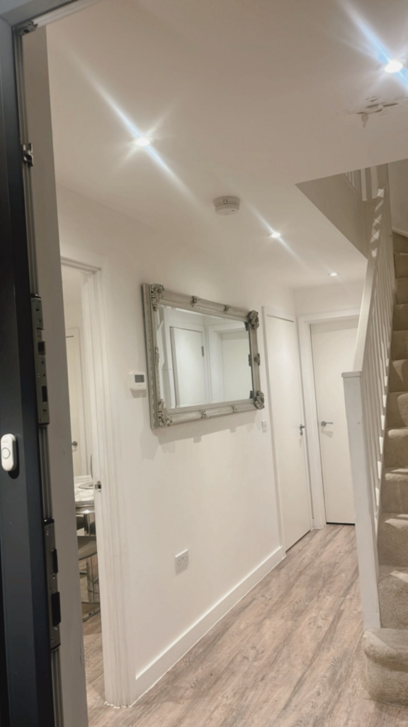 Spacious and Cosy Double Room for Rent in - SS14 3TZ