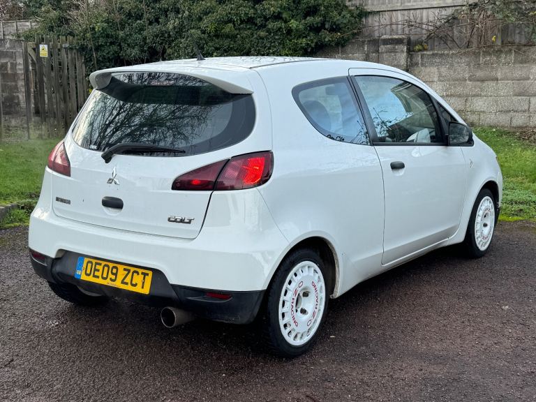 Mitsubishi, COLT, Hatchback, 2009, Manual, 1124 (cc), 3 doors
