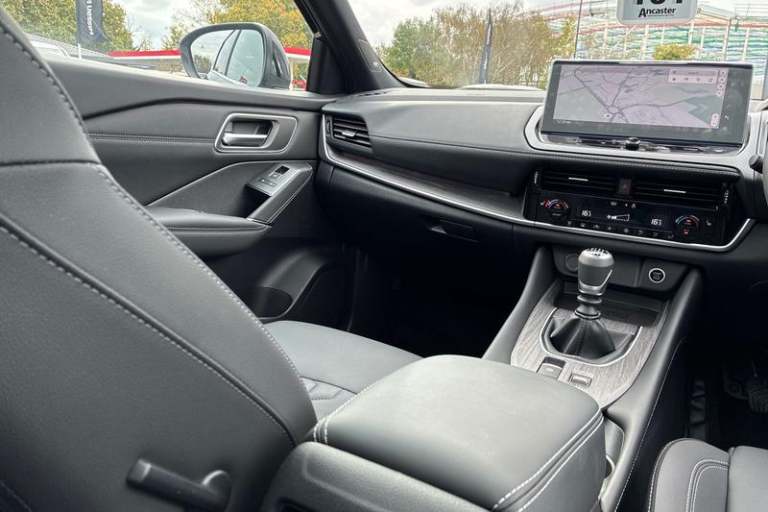 2025 Nissan Qashqai 1.3 DiG-T MH Tekna [Bose] 5dr Manual Hatchback Petrol Manual