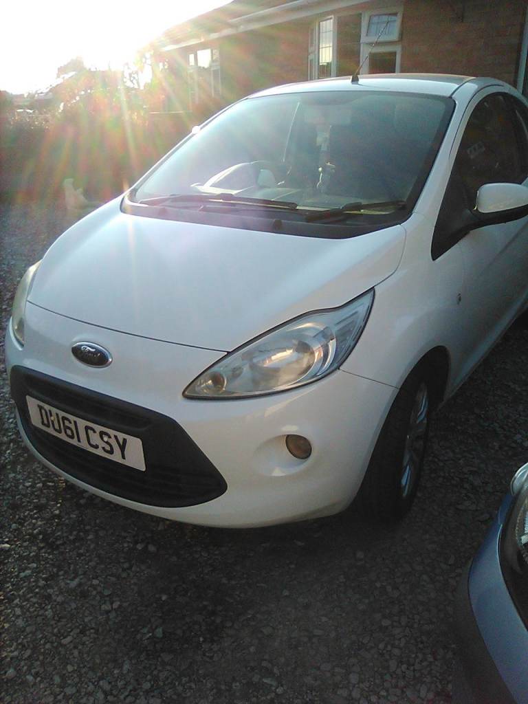 Ford, KA, Hatchback, 2011, Manual, 1242 (cc), 3 doors