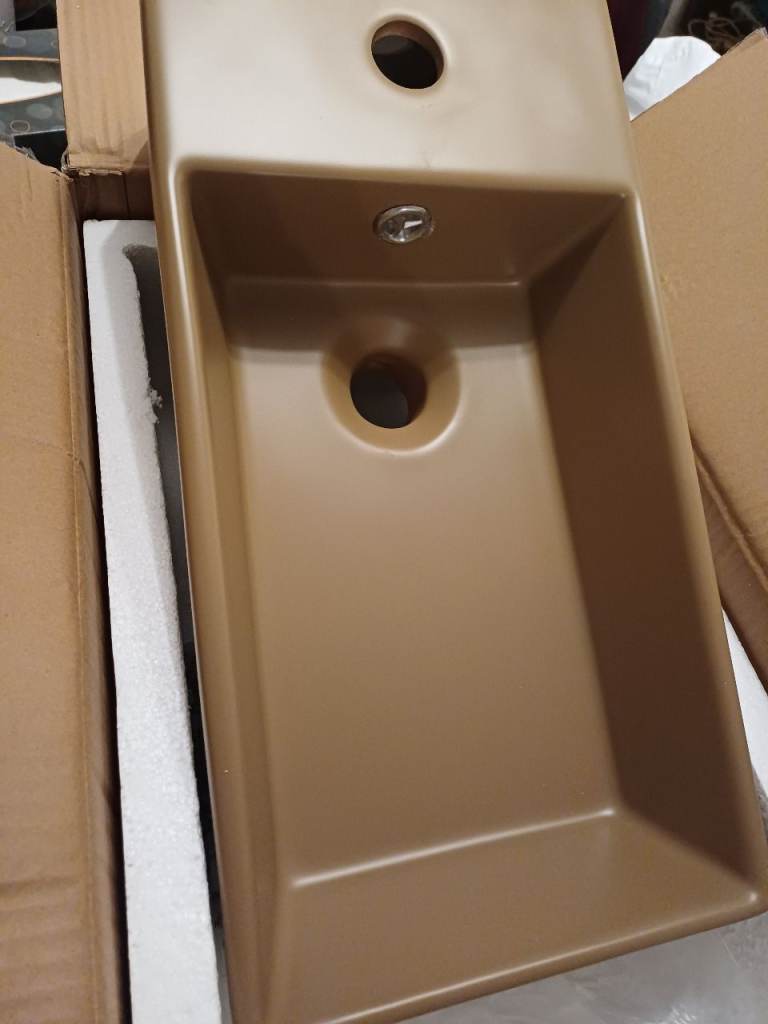 Ceramic bathroom sink for sale
