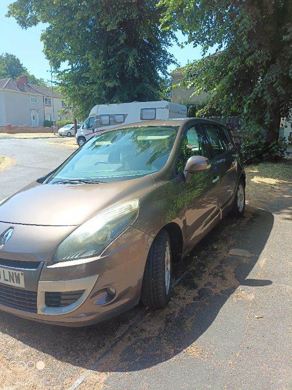 Renault, SCENIC TOMTOM, MPV, 2010, Manual, 1598 (cc), 5 doors