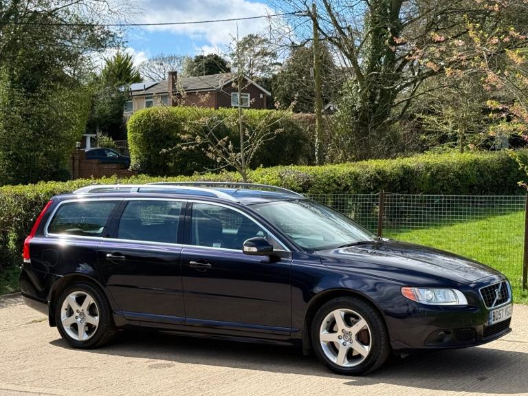 VOLVO V70 SE LUXURY 2.5T PETROL GEARTRONIC/AUTO 5DR ESTATE 2007 [57] BLUE