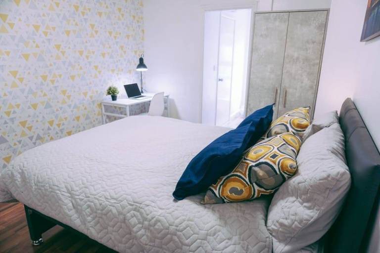 Ensuite double room to rent! Near City Centre, All bills included. AVAILABLE SOON!