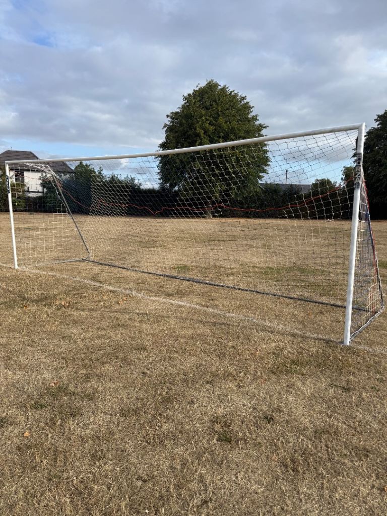 Pair of 11 a side metal foldable football goals - FA approved 