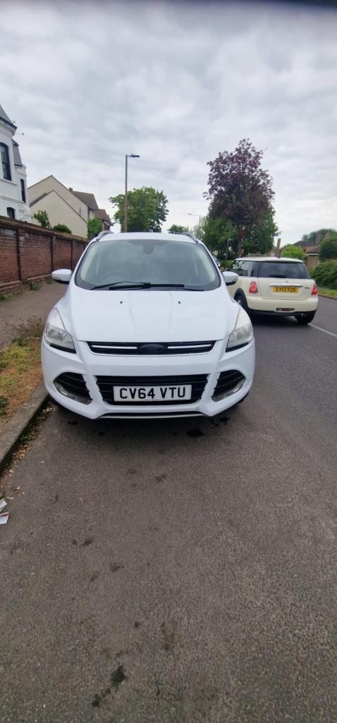 Ford, KUGA, Hatchback, 2014, Manual, 1997 (cc), 5 doors