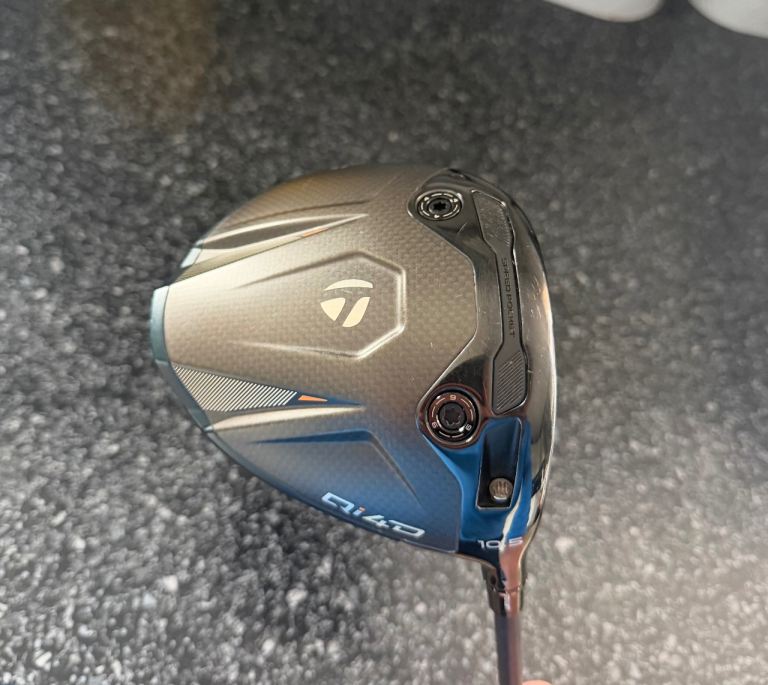 Taylormade Qi4D driver 