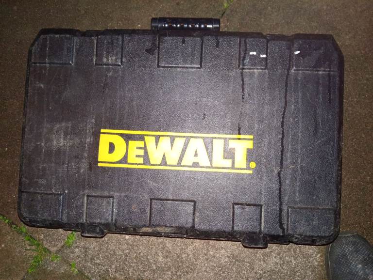 DeWalt Cordless Drill with Case and Batteries – Good Condition