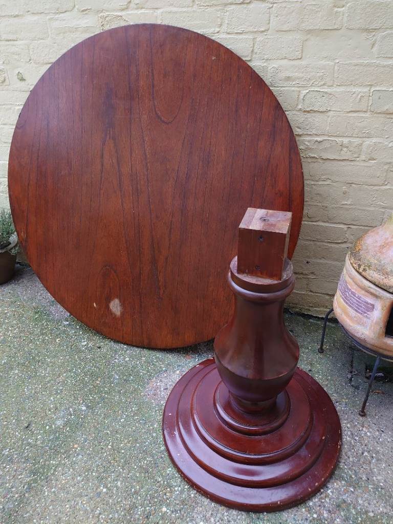 Cotswold table free