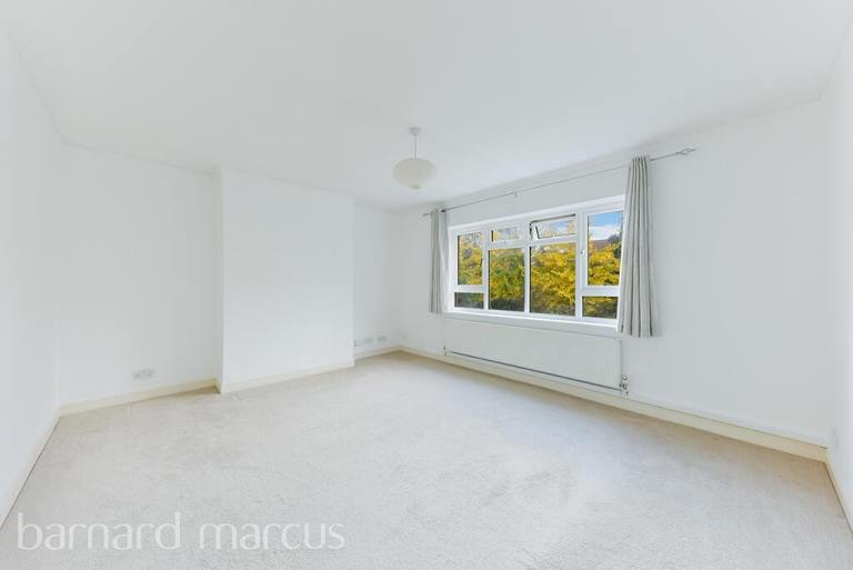 2 bed flat for rent Ealing w5 Hangerlane 