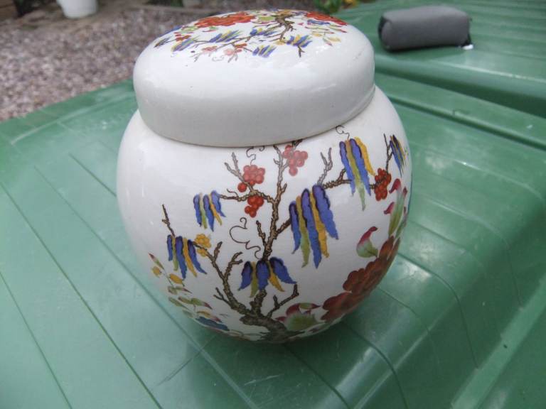 Sadler Tea Caddy/Ginger Jar Floral Design Height approx 14cm