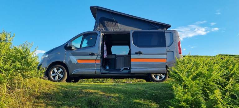 Vauxhall, VIVARO, Panel Van, 2016, Manual, 1598 (cc)