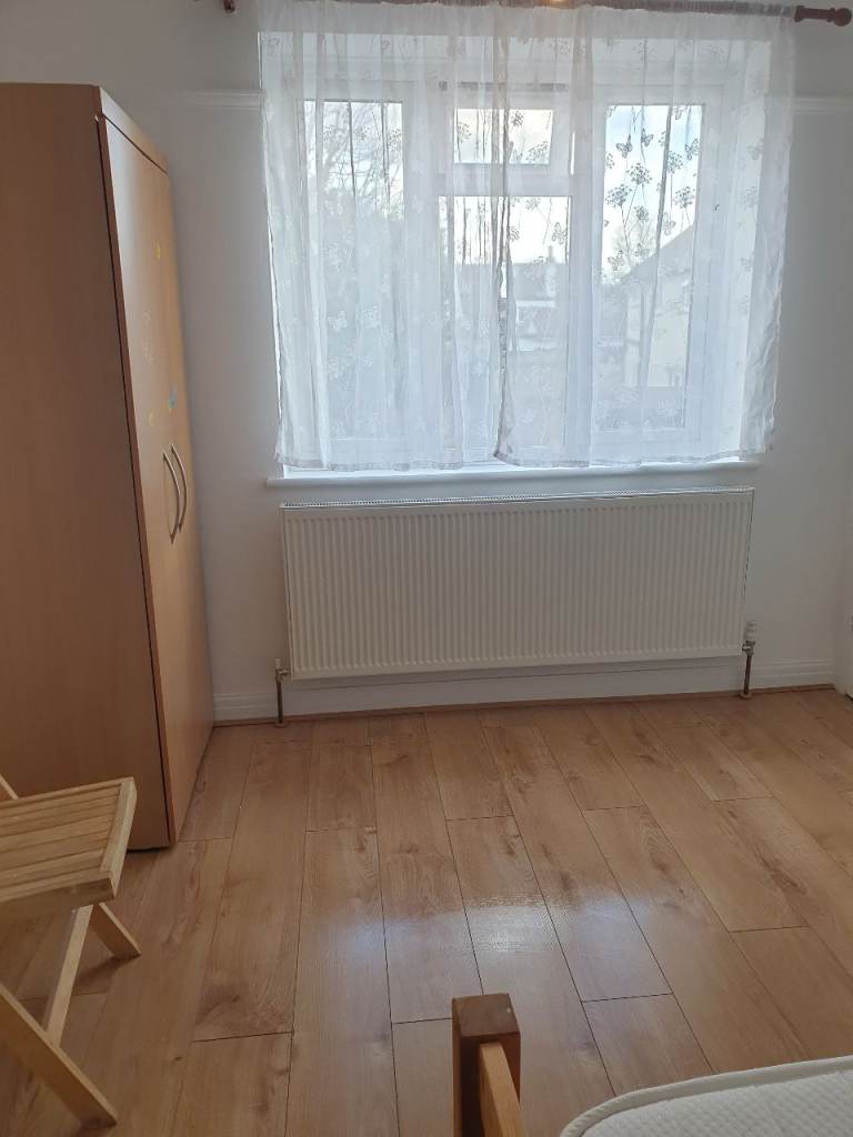 Double room to rent 