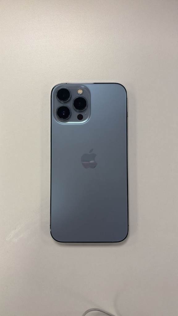 iPhone 13 Pro Max – 256GB – [Blue/White] – Excellent Condition – Unlocked