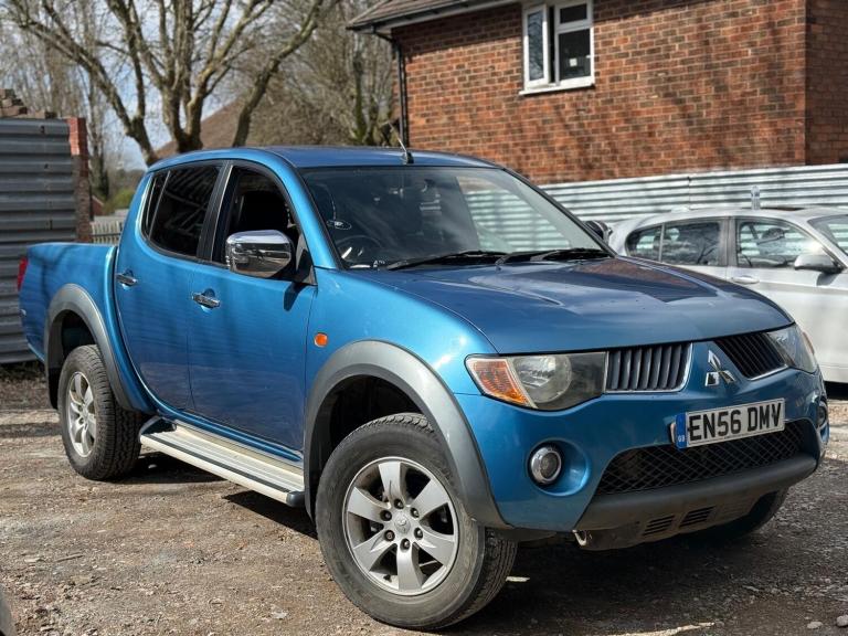 2007 Mitsubishi L200 Double Cab DI-D Elegance 4WD Auto 134Bhp PICK UP Diesel Automatic