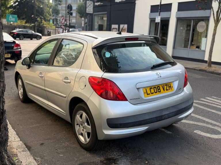 Peuegot 207 1.4 petrol manual 12months MoT