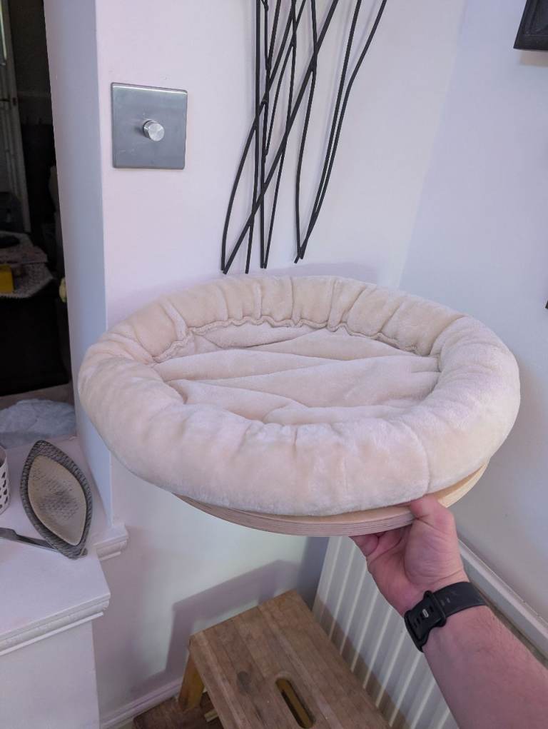 Wall Mounted Soft Cat Bed - Wood Shelf Made From Untreated Plywood - Durable And Sturdy Construction