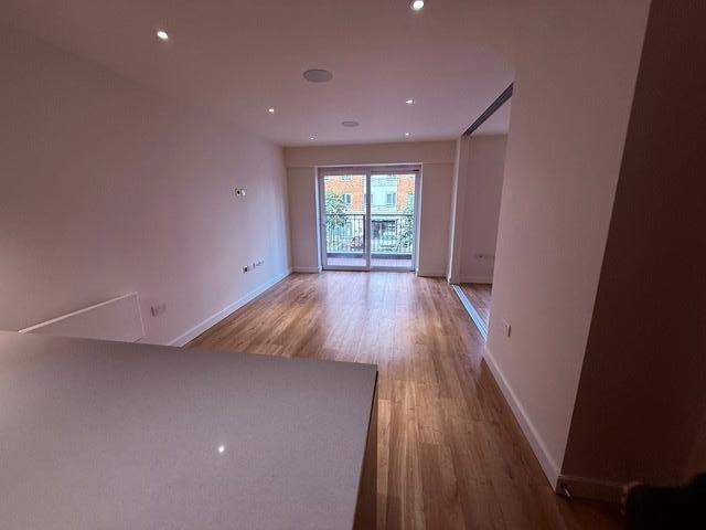 1 bedroom flat, Beaufort Park, NW9
