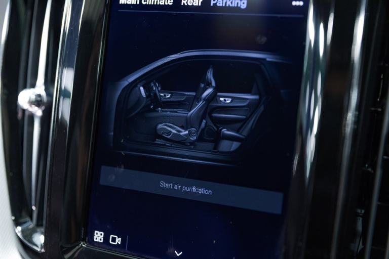 2022 Volvo XC60 2.0 B4D R DESIGN Pro 5dr AWD Geartronic ESTATE DIESEL Automatic