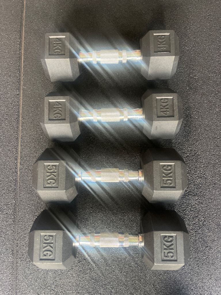 Dumbbells Set: 2x 4KG and 2x 5KG – Good Condition
