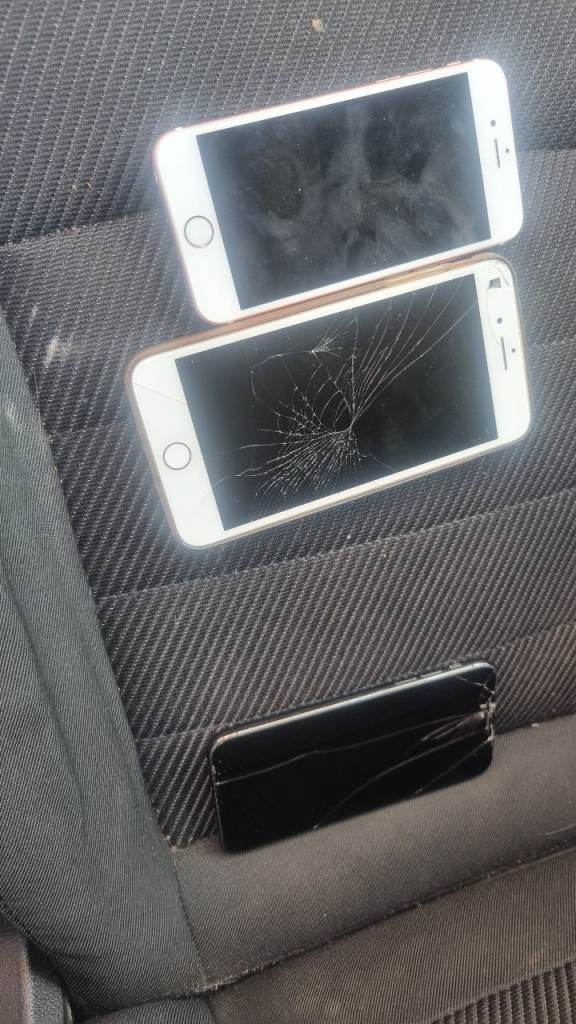 Iphone 8 plus and iphone 8 both no icloud but both need screens collect only £40