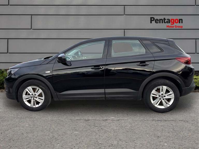  Vauxhall Grandland 1.2 Turbo Design Suv 5dr Petrol Manual Euro 6 s/s 130 Ps