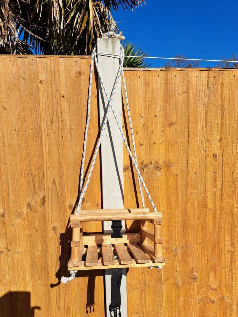Children's DIY wooden swing 