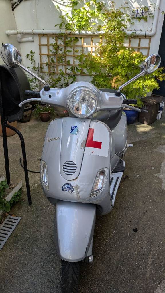 Piaggio, VESPA, 2008, 124 (cc)