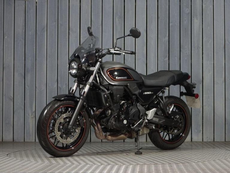2021 71 KAWASAKI Z650 RS