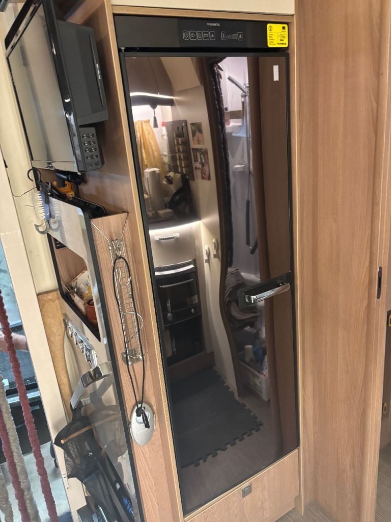 Dometic RML 9435 3-Way Motorhome / Caravan Fridge