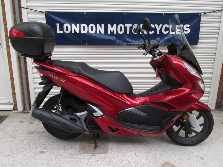 Honda PCX 125, 2019, Only 2k Miles, FSH, Tall Screen + Top Box